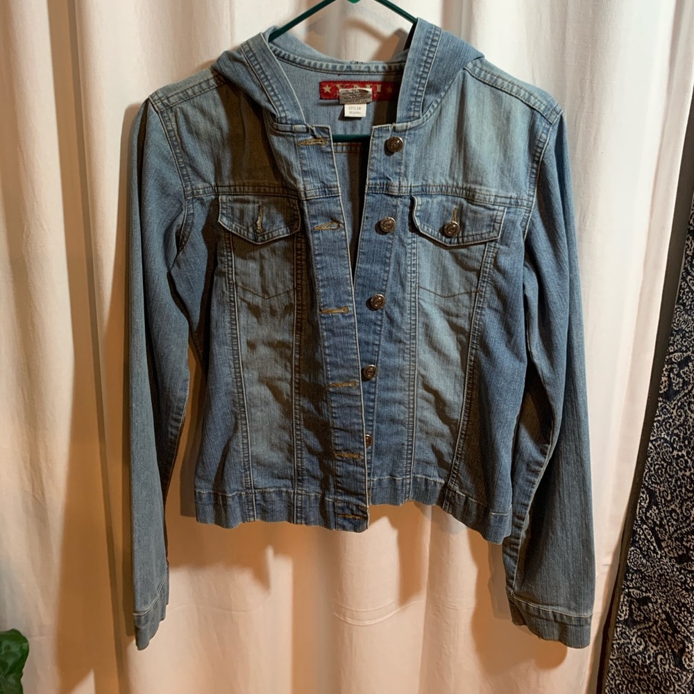 ✨Hooded Jean Jacket✨